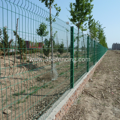 Customized Cheap Plastic Coated Welded Fence